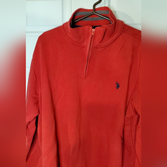 U.S. Polo Assn. Sweatshirt Size L - Picture 4 of 6